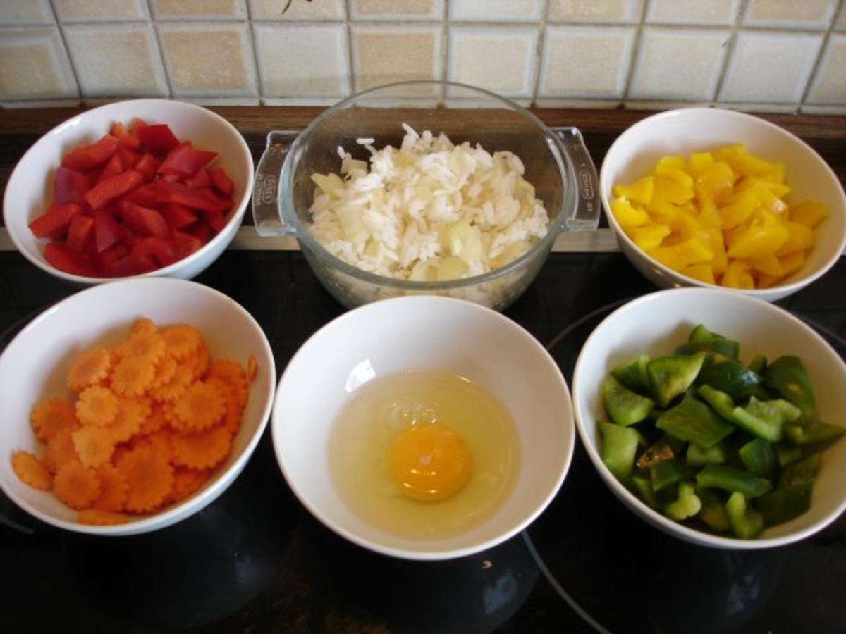 Gebackene Hähnchenbrustfilets mit Erdnusssauce und Gemüsereis - Rezept - Bild Nr. 18