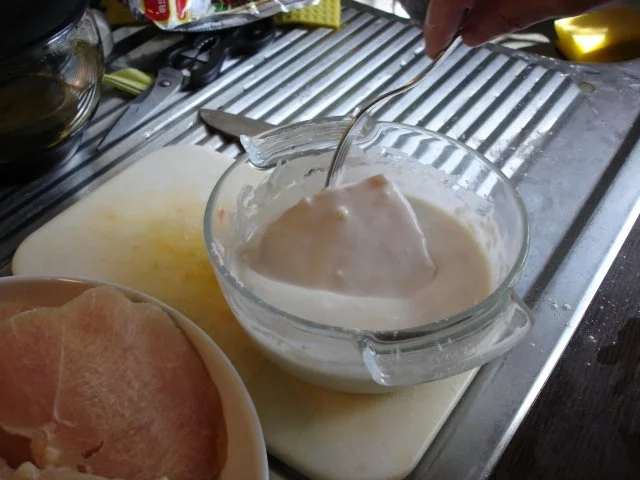 Gebackene Hähnchenbrustfilets mit Erdnusssauce und Gemüsereis - Rezept - Bild Nr. 10