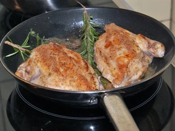 Rezept: POULARDENBRUST AUF SENF - LINSEN Bild Nr. 11 POULARDENBRUST AUF SENF - LINSEN - Rezept - Bild Nr. 11