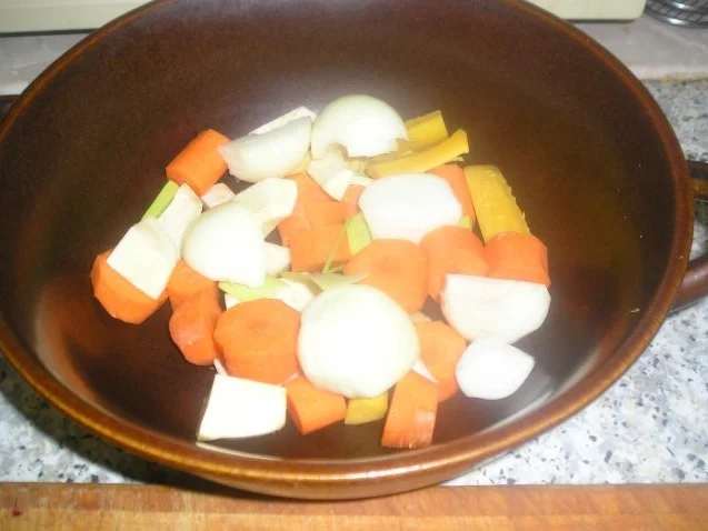 Rezept: gerollter Rindssenfbraten Bild Nr. 3 gerollter Rindssenfbraten - Rezept - Bild Nr. 3