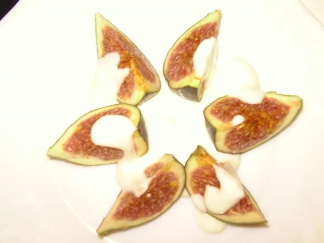 Vanillejoghurt mit frischen Feigen - Rezept