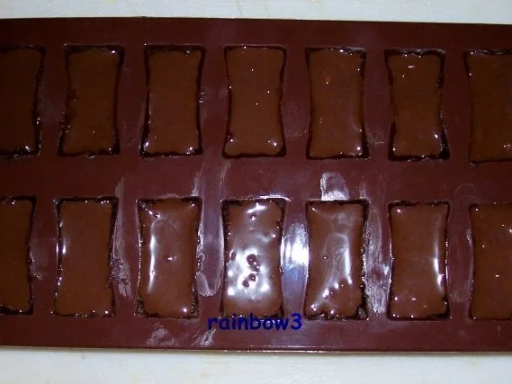 Rezept: Pralinen: Nougat-Pralinen Bild Nr. 4 Pralinen: Nougat-Pralinen - Rezept - Bild Nr. 4