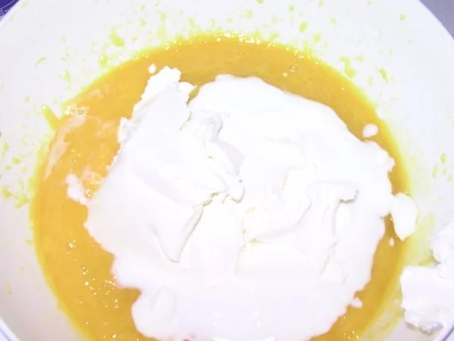 Rezept: Mango-Frischkäse-Joghurt-Mousse Bild Nr. 3 Mango-Frischkäse-Joghurt-Mousse - Rezept - Bild Nr. 3