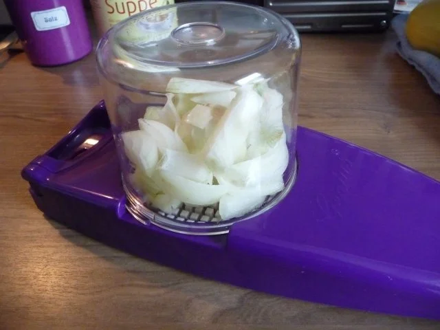 Rezept: Suppen & Eintöpfe : Kartoffelsuppe mit Schwarzwälder Bauernwürstchen Bild Nr. 7 Suppen & Eintöpfe : Kartoffelsuppe mit Schwarzwälder Bauernwürstchen - Rezept - Bild Nr. 7