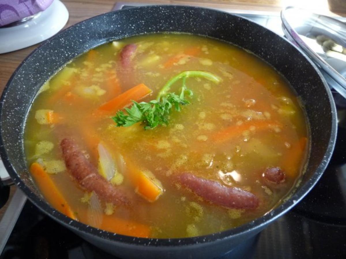 Suppen & Eintöpfe : Kartoffelsuppe mit Schwarzwälder Bauernwürstchen - Rezept - Bild Nr. 18