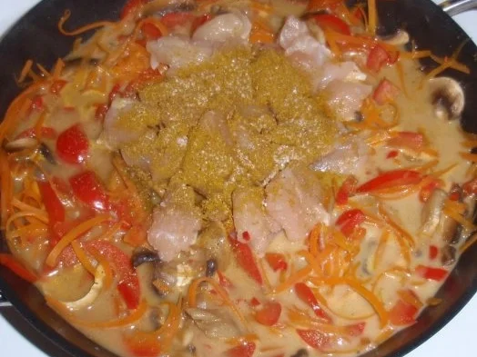 Scharfes buntes Curryhähnchen mit Fettucine - Rezept - Bild Nr. 5