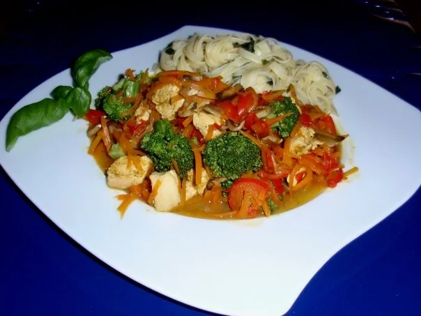 Scharfes buntes Curryhähnchen mit Fettucine - Rezept - Bild Nr. 7