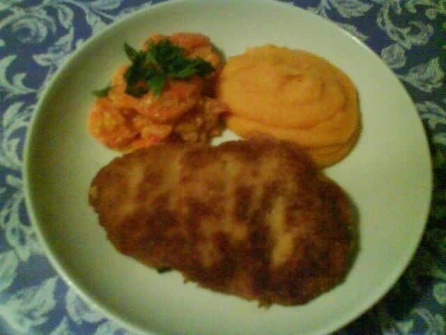Karotten-Kartoffelpüree mit zarten Buttermöhrchen und Schnitzel Wiener Art - Rezept - Bild Nr. 2