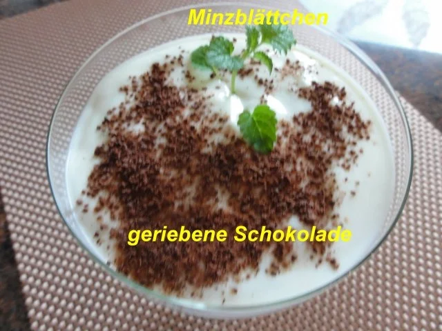 Rezept: Dessert: HONIGANANAS + VANILLEJOGHURT Bild Nr. 8 Dessert: HONIGANANAS + VANILLEJOGHURT - Rezept - Bild Nr. 8