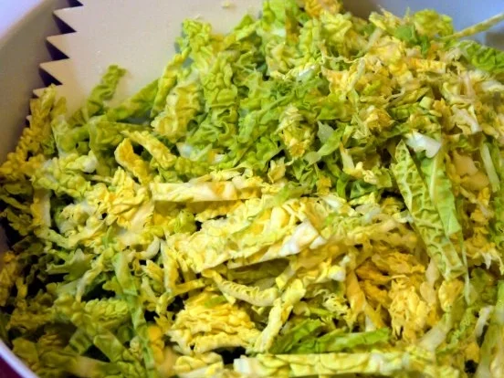 Feigen-Ziegenkäse-Bouletten auf Rahm-Wirsing - Rezept - Bild Nr. 2