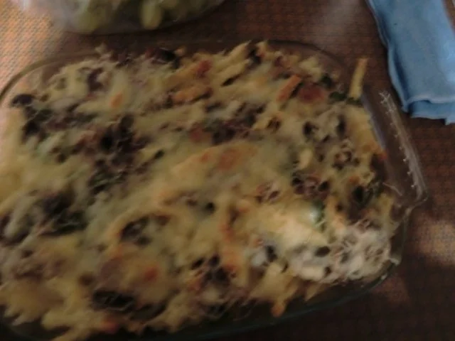 Rezept: Maccaroniauflauf mit Schinken und Champignons Bild Nr. 2 Maccaroniauflauf mit Schinken und Champignons - Rezept - Bild Nr. 2