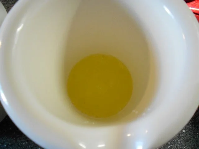 Gold in Gold Gugelhupf (Mandelsandkuchen) - Rezept - Bild Nr. 5