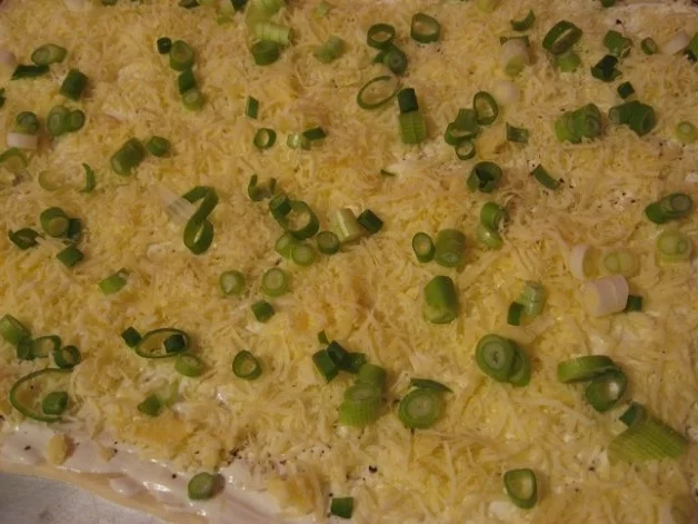 Flammkuchen mit Bergkäse - Rezept - Bild Nr. 2