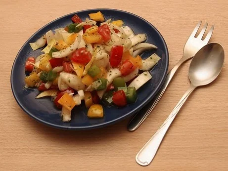 Feiner Feierabendsalat mit Chicoree - leicht und lecker - Rezept