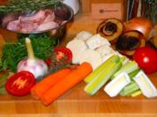 FOND DE VOLAILLE  / GEFLÜGELFOND  (GEFLÜGELBOUILLON) - Rezept