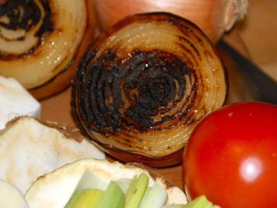 FOND DE VOLAILLE  / GEFLÜGELFOND  (GEFLÜGELBOUILLON) - Rezept - Bild Nr. 4