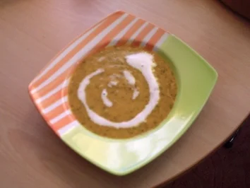 Rezept: Kartoffel-Möhren-Ingwer-Suppe Kartoffel-Möhren-Ingwer-Suppe - Rezept