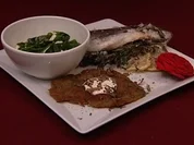 Fisch im Salzmantel mit getrüffelten Kartoffelpuffern und Babyspinat-Salat (Petra Neftel) - Rezept