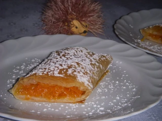 Rezept: KÜRBIS-APRIKOSEN-STRUDEL Bild Nr. 3 KÜRBIS-APRIKOSEN-STRUDEL - Rezept - Bild Nr. 3