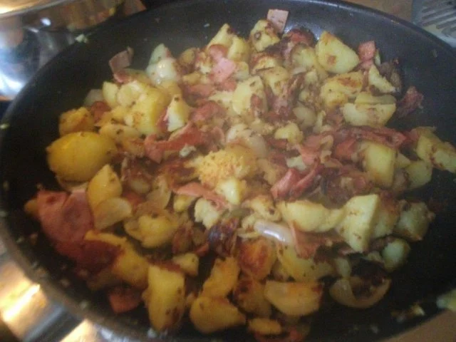 Bratkartoffeln mit Kümmelsülze und Remouladensosse - Rezept - Bild Nr. 4