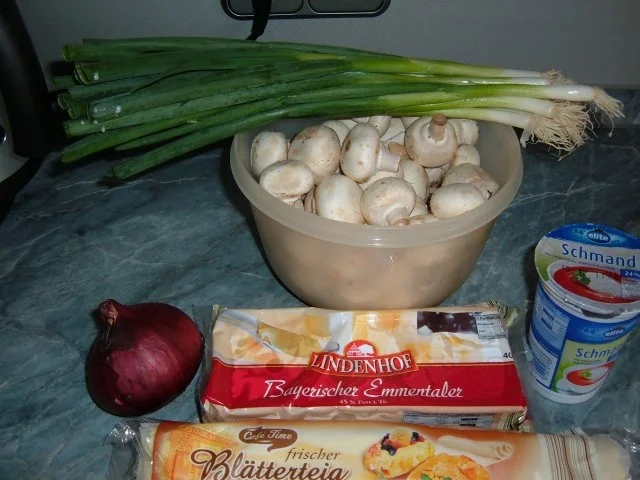 Blätterteig : Tarte mit Champignons und Käse - Rezept - Bild Nr. 3