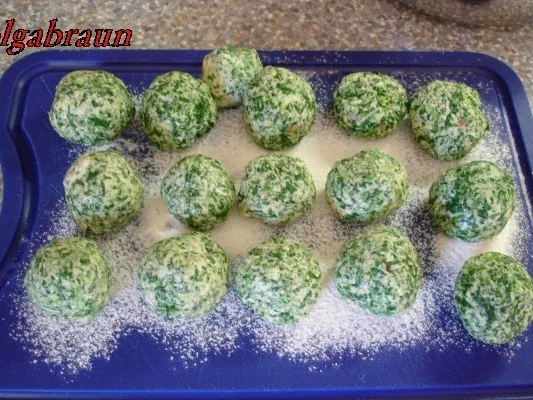 Rezept: Priesterwürger mit Apfel-Ingwer-Wirsing Bild Nr. 4 Priesterwürger mit Apfel-Ingwer-Wirsing - Rezept - Bild Nr. 4