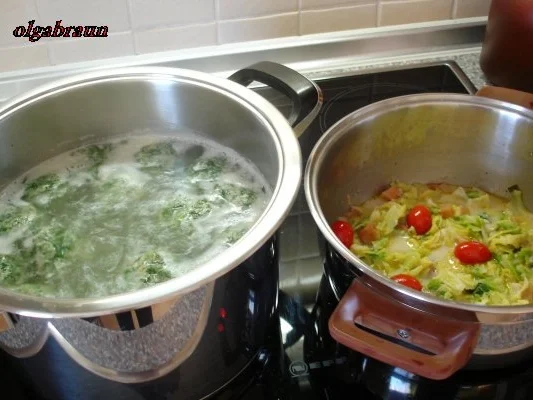 Rezept: Priesterwürger mit Apfel-Ingwer-Wirsing Bild Nr. 6 Priesterwürger mit Apfel-Ingwer-Wirsing - Rezept - Bild Nr. 6