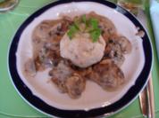 Semmelknödel mit Schwammerlsauce - Rezept