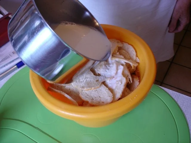 Semmelknödel mit Schwammerlsauce - Rezept - Bild Nr. 7