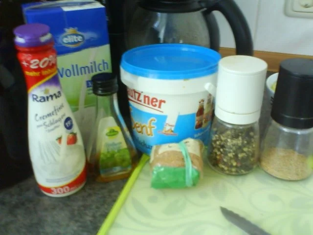 Rezept: Senfschmorgurken mit Kräuterkartoffelspalten Bild Nr. 7 Senfschmorgurken mit Kräuterkartoffelspalten - Rezept - Bild Nr. 7