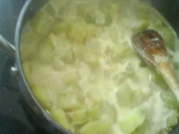 Rezept: Senfschmorgurken mit Kräuterkartoffelspalten Bild Nr. 10 Senfschmorgurken mit Kräuterkartoffelspalten - Rezept - Bild Nr. 10