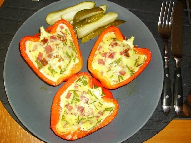 Rezept: Paprikaschiffchen aus dem Ofen Bild Nr. 2 Paprikaschiffchen aus dem Ofen - Rezept - Bild Nr. 2