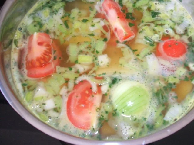 Rezept: Kartoffell - Eintopf mit Wienerle Bild Nr. 2 Kartoffell - Eintopf mit Wienerle - Rezept - Bild Nr. 2