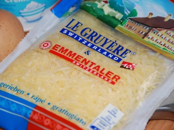 QUICHE  LORRAINE  /  LOTHRINGER  KÄSEKUCHEN - Rezept - Bild Nr. 4