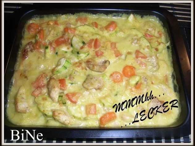 BiNe` S KNUSPERHÆHNCHENFILET IM GEMUESEAUFLAUF - Rezept