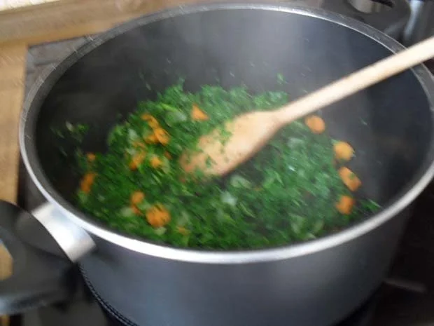 Grünkohl-karotteneintopf mit Kassler und Salzkartoffel - Rezept - Bild Nr. 9