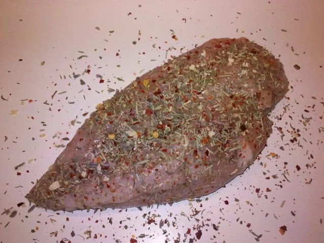 Rezept: Geflügel: Provencalisches Hähnchenbrustfilet mit Käse-Sahne-Soße und Spätzle Bild Nr. 4 Geflügel: Provencalisches Hähnchenbrustfilet mit Käse-Sahne-Soße und Spätzle - Rezept - Bild Nr. 4