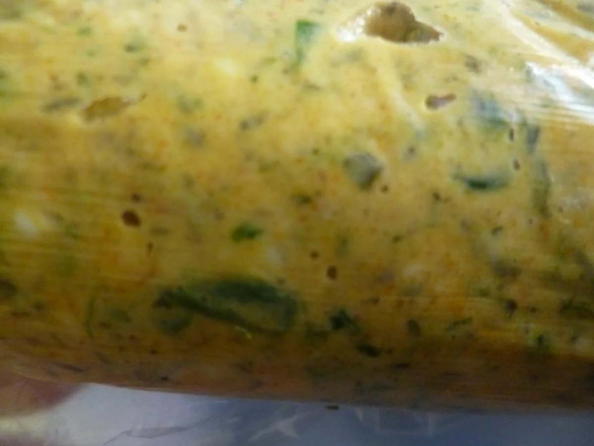 Rezept: Sommerfrische Gartenlauben- Kräuterbutter Bild Nr. 2 Sommerfrische Gartenlauben- Kräuterbutter - Rezept - Bild Nr. 2