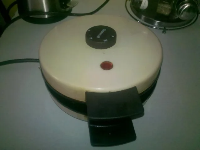 Abendbrot: Pide/türkisches belegtes Fladenbrot aus dem Waffeleisen - Rezept - Bild Nr. 7