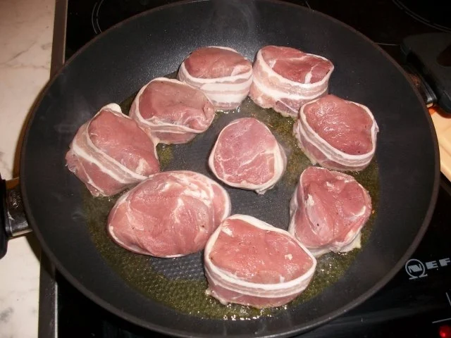 Schweinemedaillons mit Champingonsauce und Kartoffeln - Rezept - Bild Nr. 3