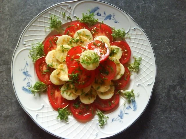 Rezept: Tomatensalat, mal exotisch Tomatensalat, mal exotisch - Rezept