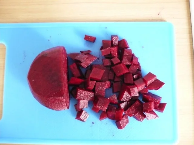 Rezept: Lachsfilet mit Rote Bete Püree Bild Nr. 2 Lachsfilet mit Rote Bete Püree - Rezept - Bild Nr. 2