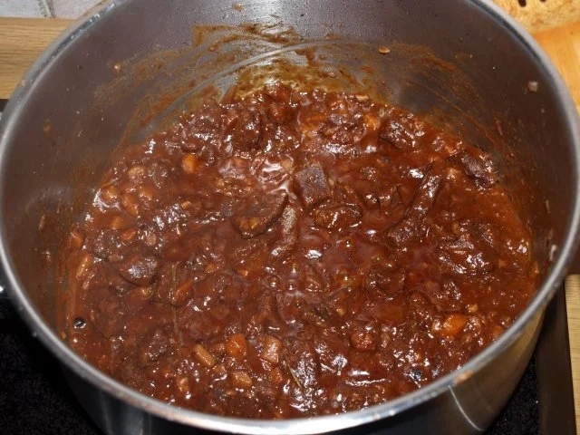 Rindfleisch in Rotwein  geschmort       (Daube de Boeuf a la niçoise) - Rezept - Bild Nr. 2