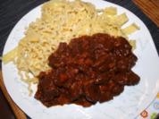 Rindfleisch in Rotwein  geschmort       (Daube de Boeuf a la niçoise) - Rezept