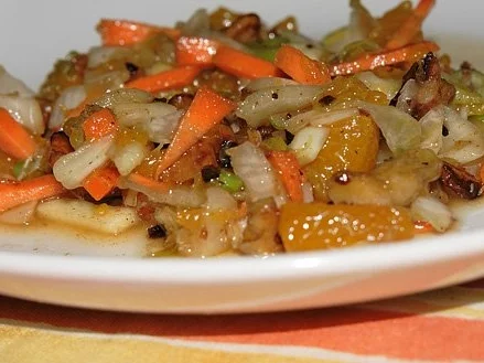 Herbstlicher Chicoreesalat - würzig-süßlich - Rezept