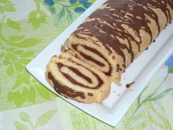 Biskuitrolle - Rezept - Bild Nr. 4