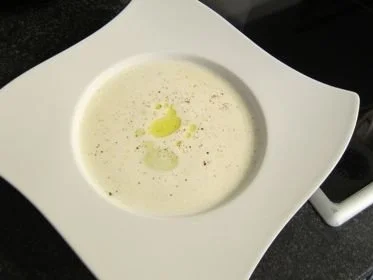 Rezept: Parmesansuppe Parmesansuppe - Rezept