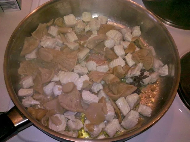 Rezept: Geflügel: Sahnegeschnetzeltes im Asia-Stil Bild Nr. 3 Geflügel: Sahnegeschnetzeltes im Asia-Stil - Rezept - Bild Nr. 3