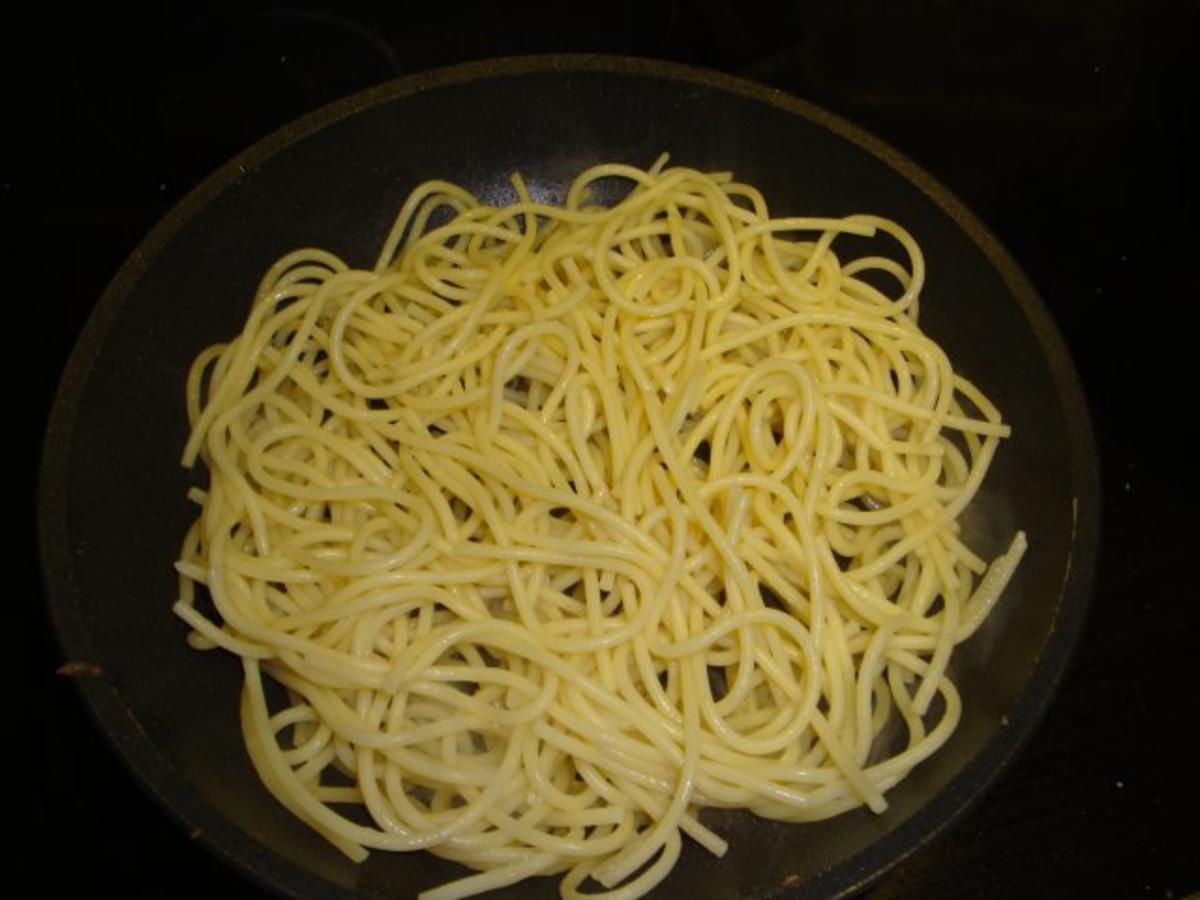Spaghettiküchlein mit Cabanossie - Rezept - Bild Nr. 2