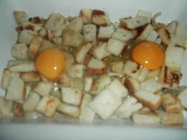 Rezept: Türkische Spiegeleier Bild Nr. 2 Türkische Spiegeleier - Rezept - Bild Nr. 2